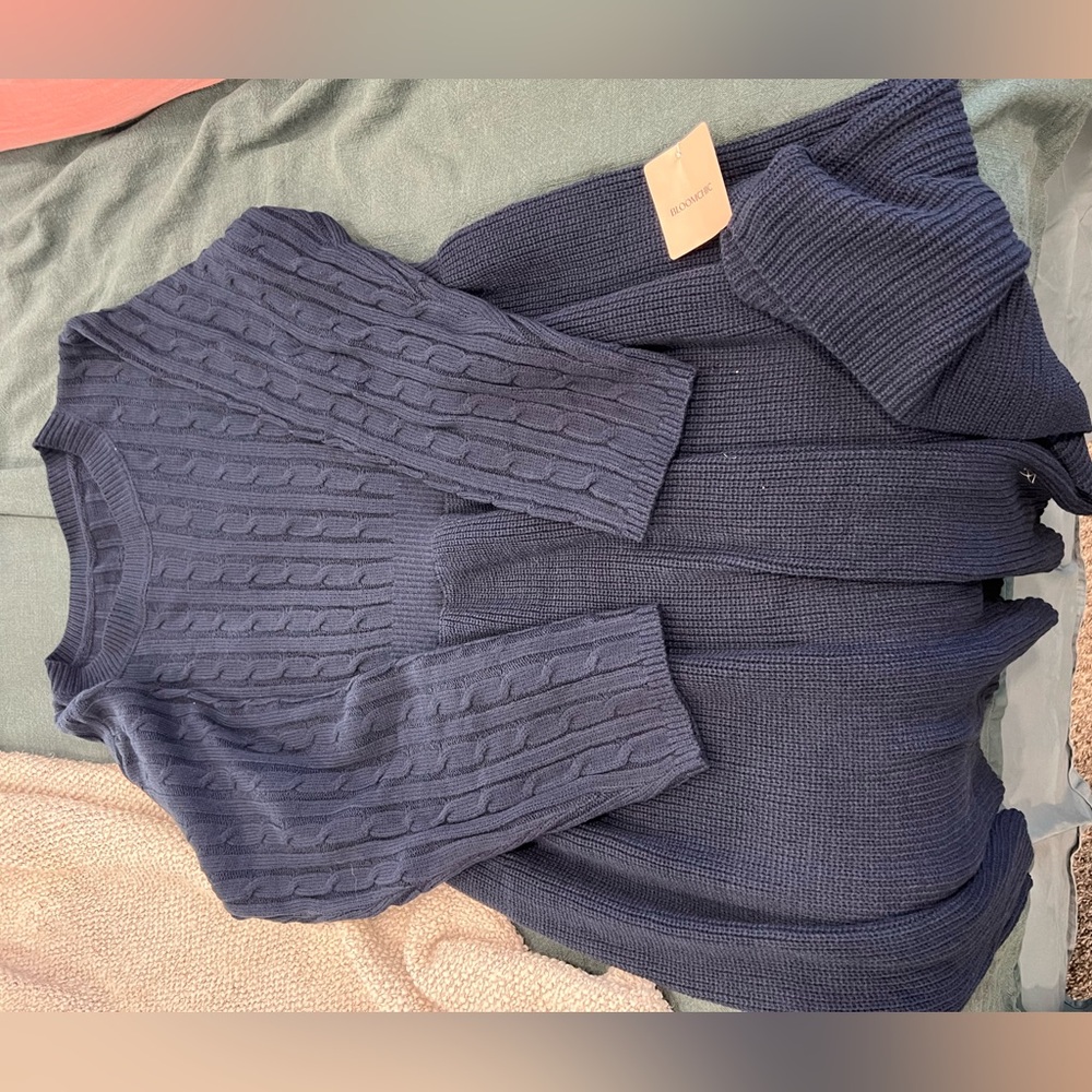 Blue knit dress